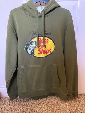 Bass Pro Shops Sweatshirt